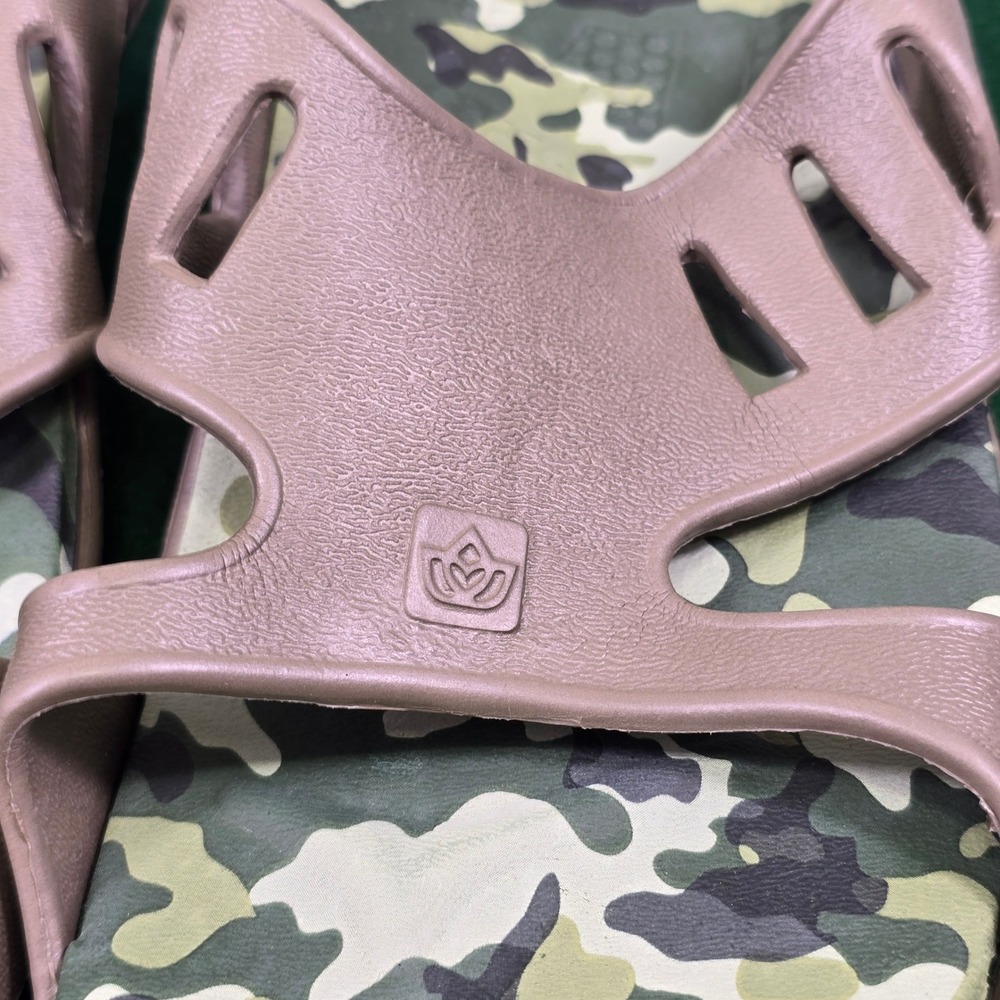 Spenco Kholo Orthotic Recovery Slide Sandals Mens 10 Camo Tan Camouflage NWOT - Picture 7 of 10